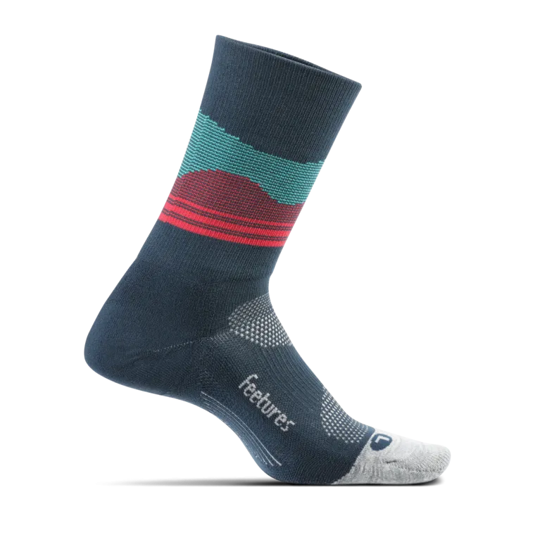 Feetures Elite Light Cushion Mini Crew Socks