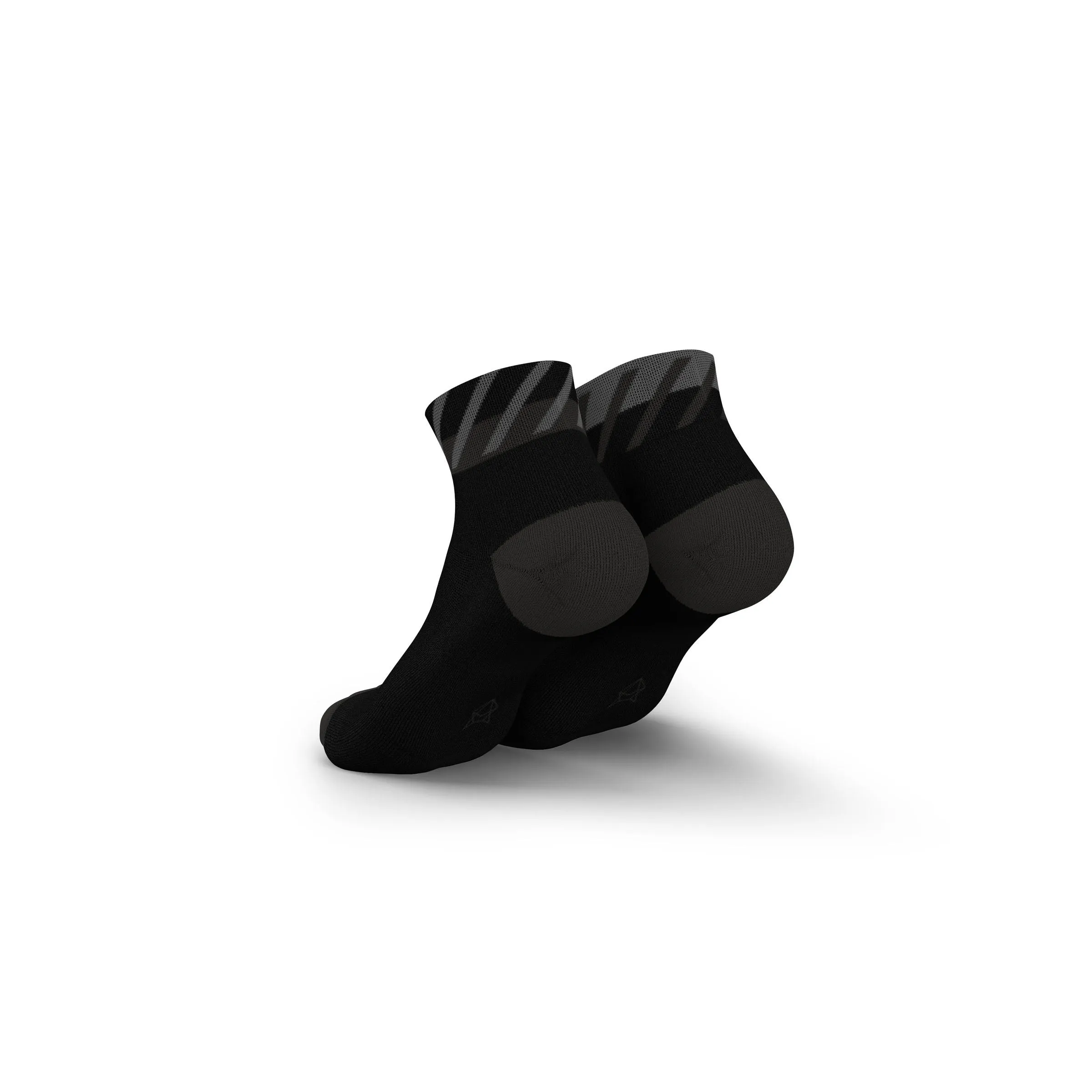 INCYLENCE RUNNING SOCKS - DISRUPTS SHORT BLACK