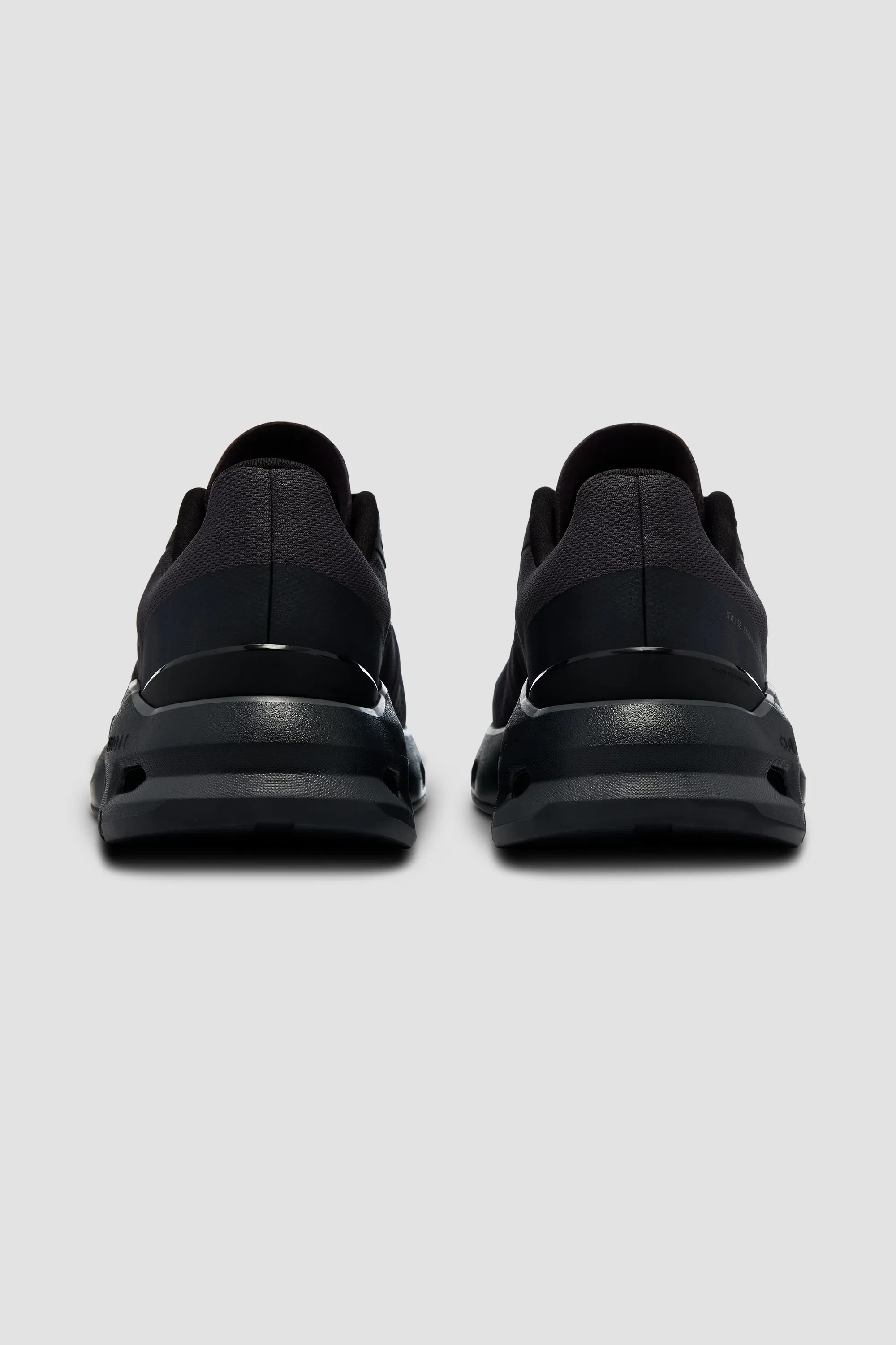 ON | Men's Cloudpulse in Black/Eclipse