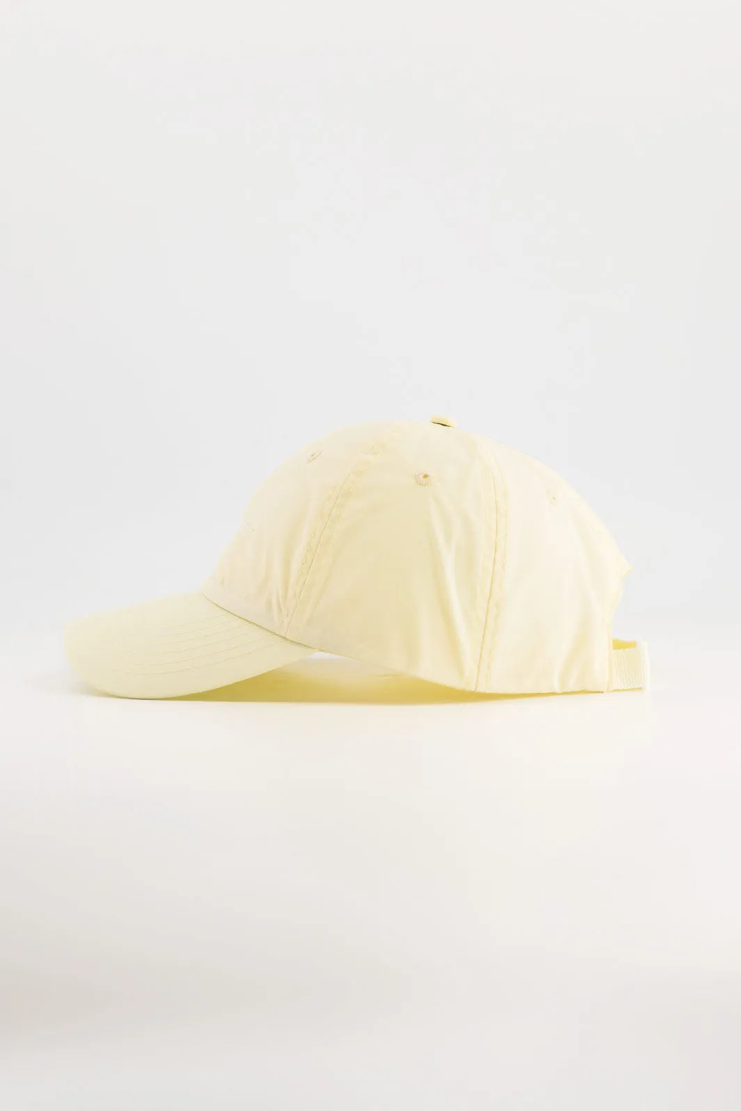 Ultra Light Performance Cap - Beige