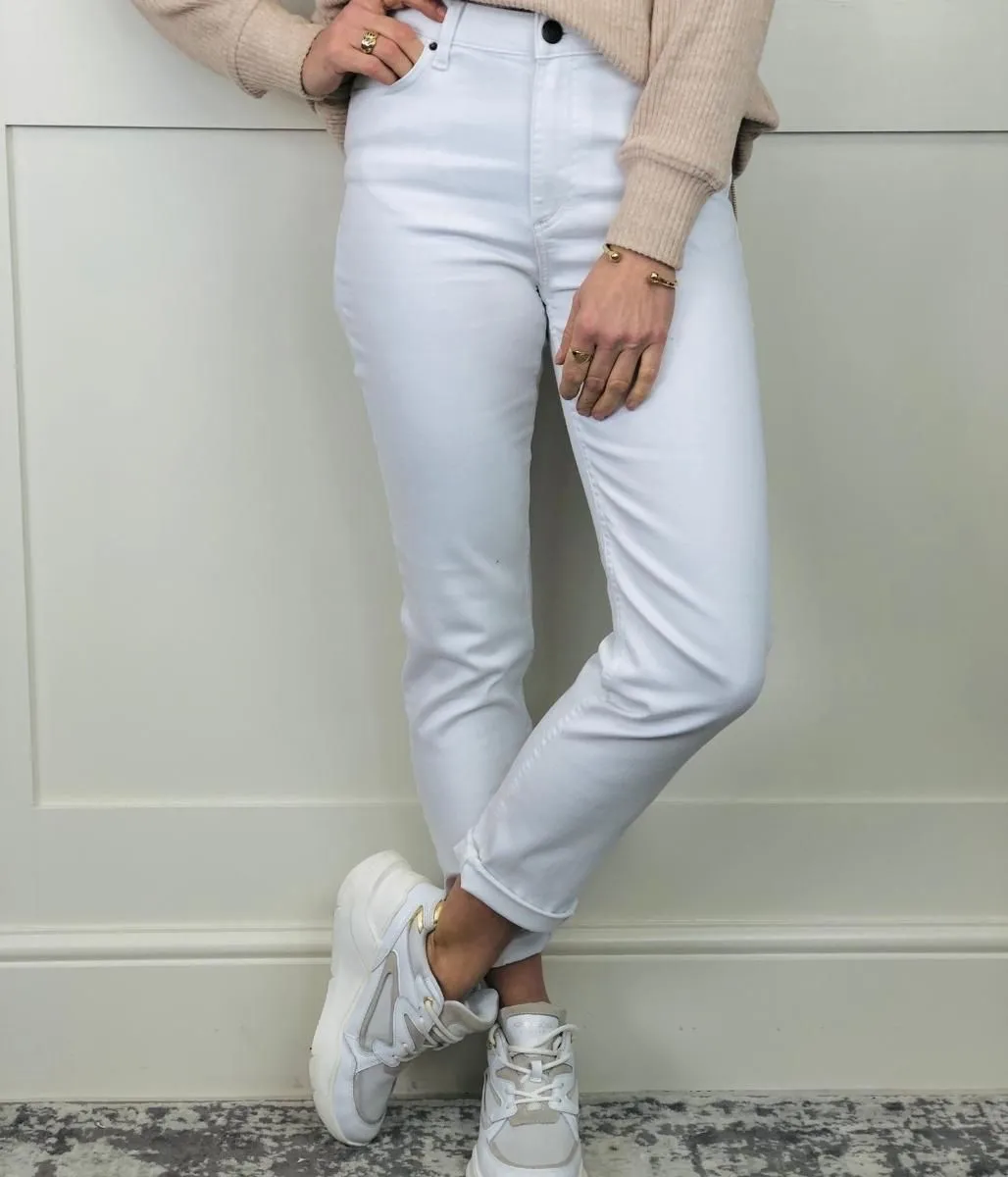 White Relaxed Slim Ankle Grazer Jeans