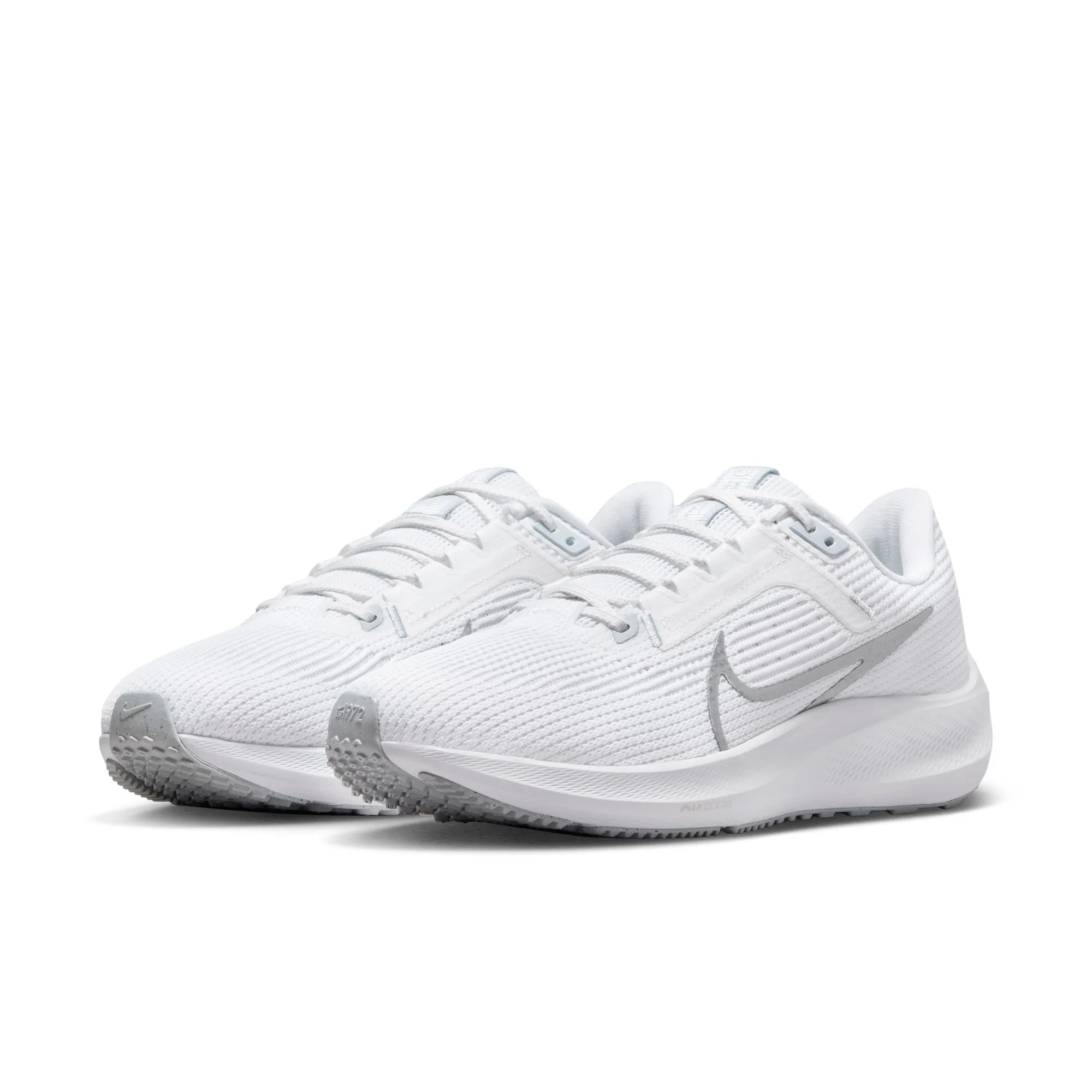 Women's Nike Pegasus 40 - DV3854-101